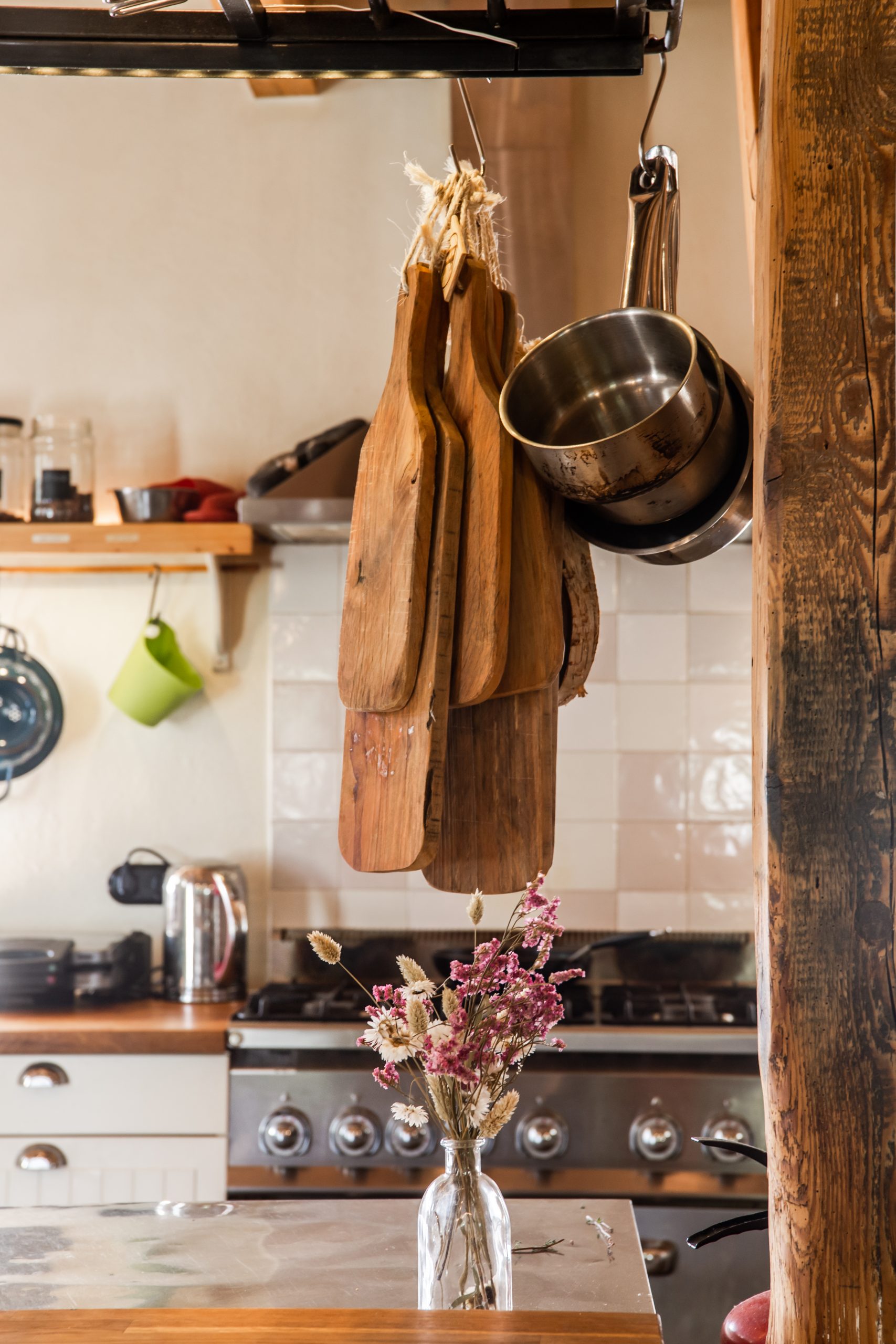 landelijke keuken met planken